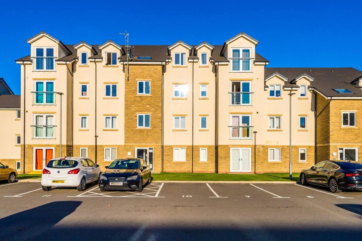 Stunning 2Bedroom 2Bathroom Apt With Parking Space Sheffield Exterior photo