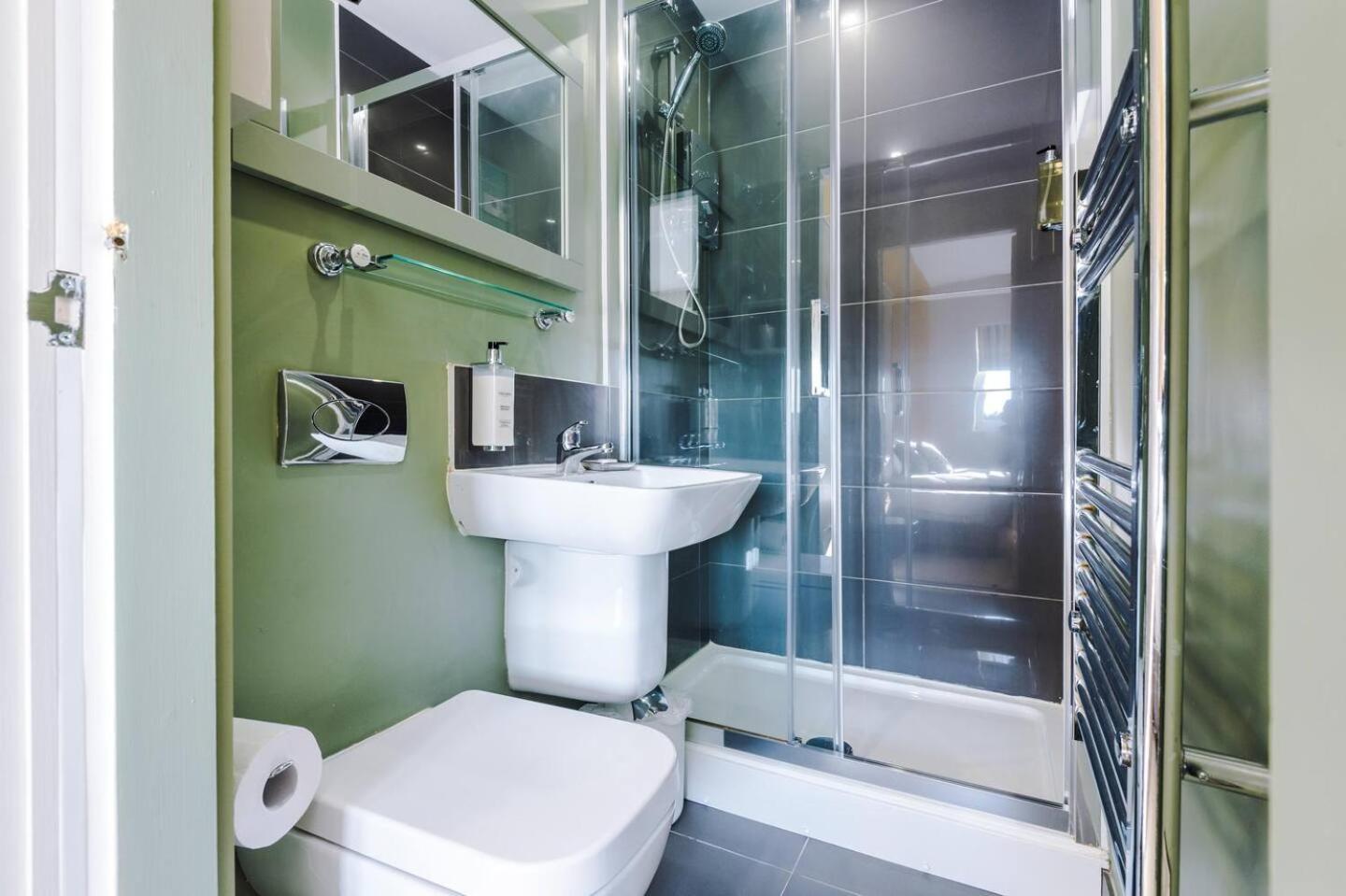 Stunning 2Bedroom 2Bathroom Apt With Parking Space Sheffield Exterior photo
